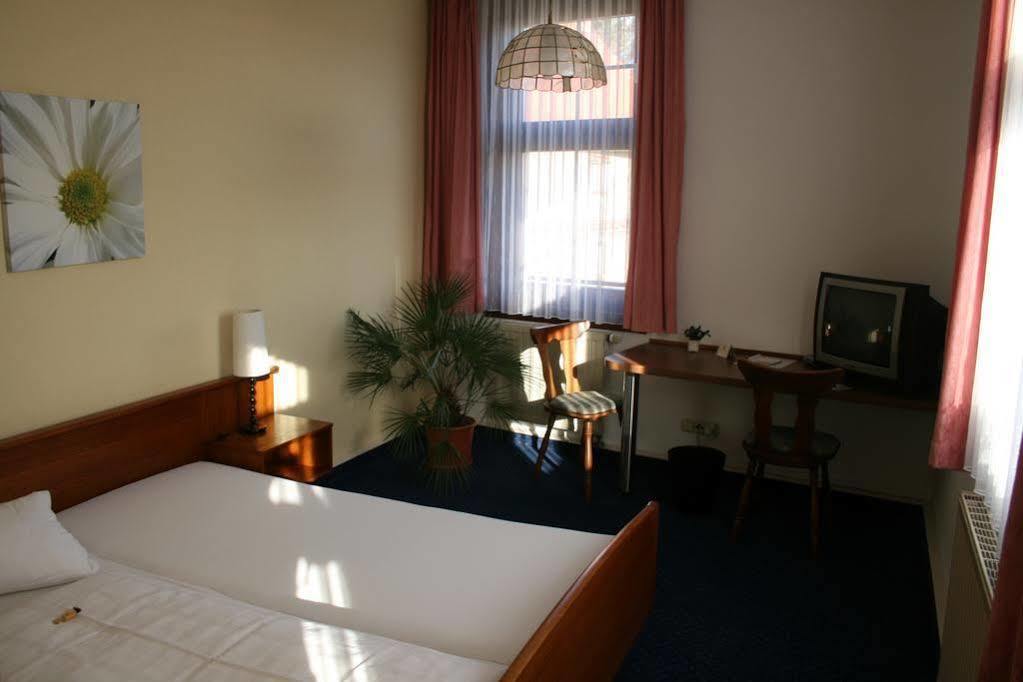 Landgasthof & Hotel Krone Eischleben Ichtershausen Dış mekan fotoğraf